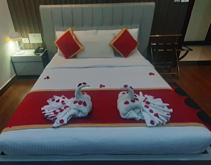 Hotel Blue Pearl Chikmagalūr Εξωτερικό φωτογραφία